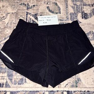 Lululemon hotty hot low rise 2.5”